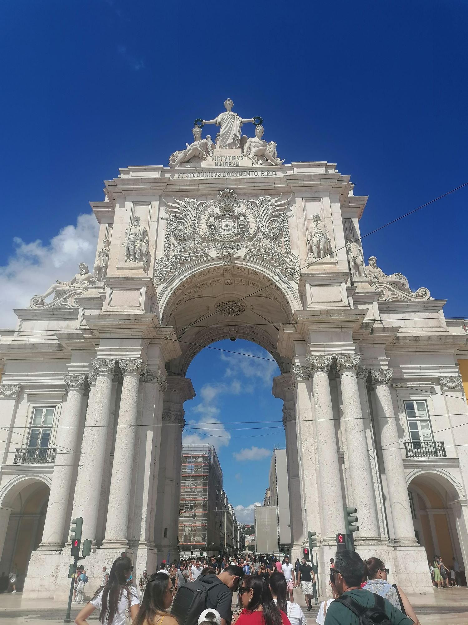 Arco da Rua Augusta ou uma vista de 360° sobre Lisboa – A Mesa da